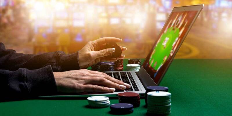 Bạn cần nắm rõ luật chơi Poker khi tham gia cá cược